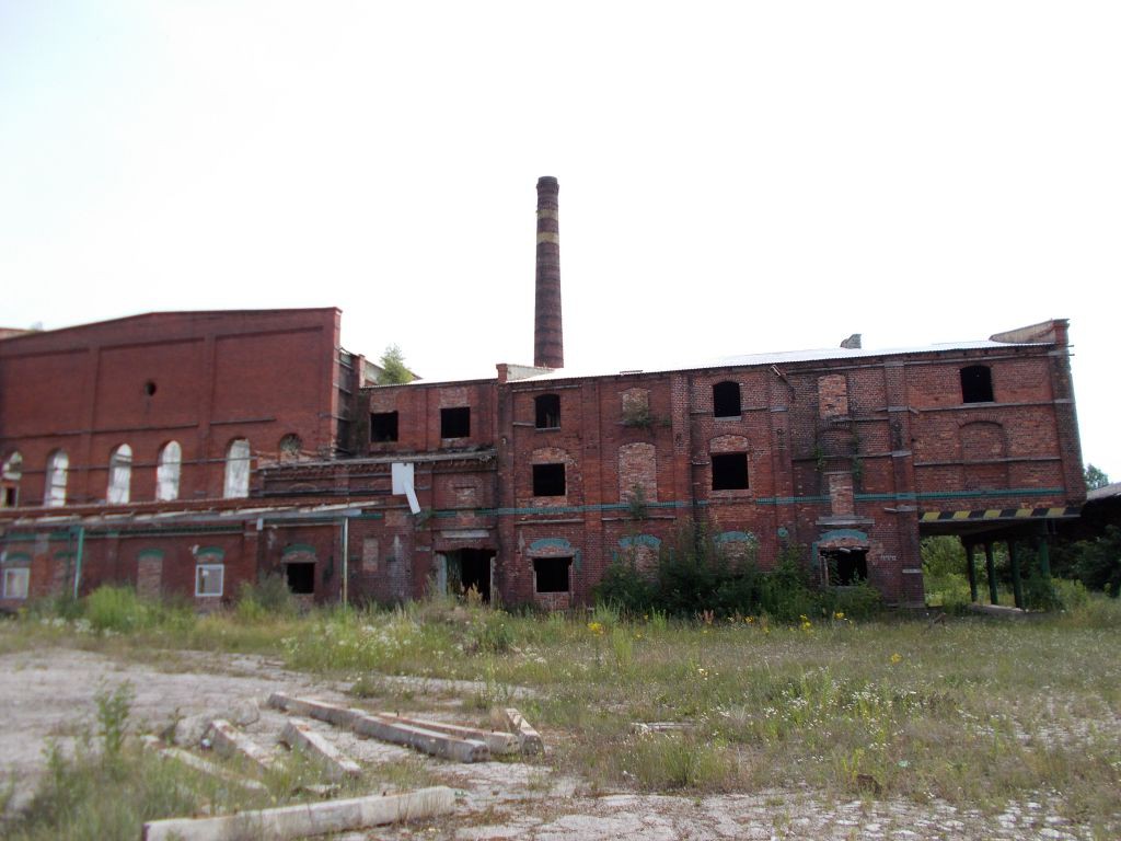 stara fabryka w Ciechowie