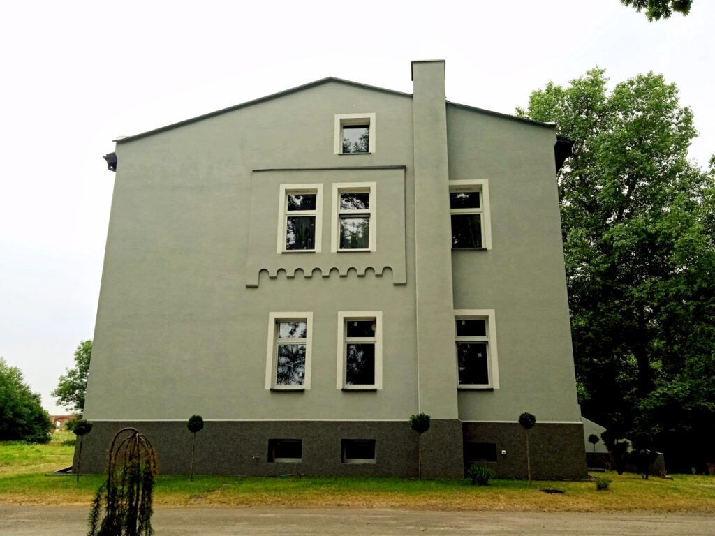 Pałac/zamek myśliwski księżnej Jadwigi śląskiej w Stoszycach
