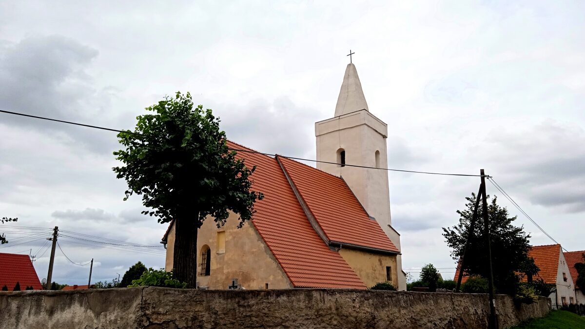 Kościół w Postolicach