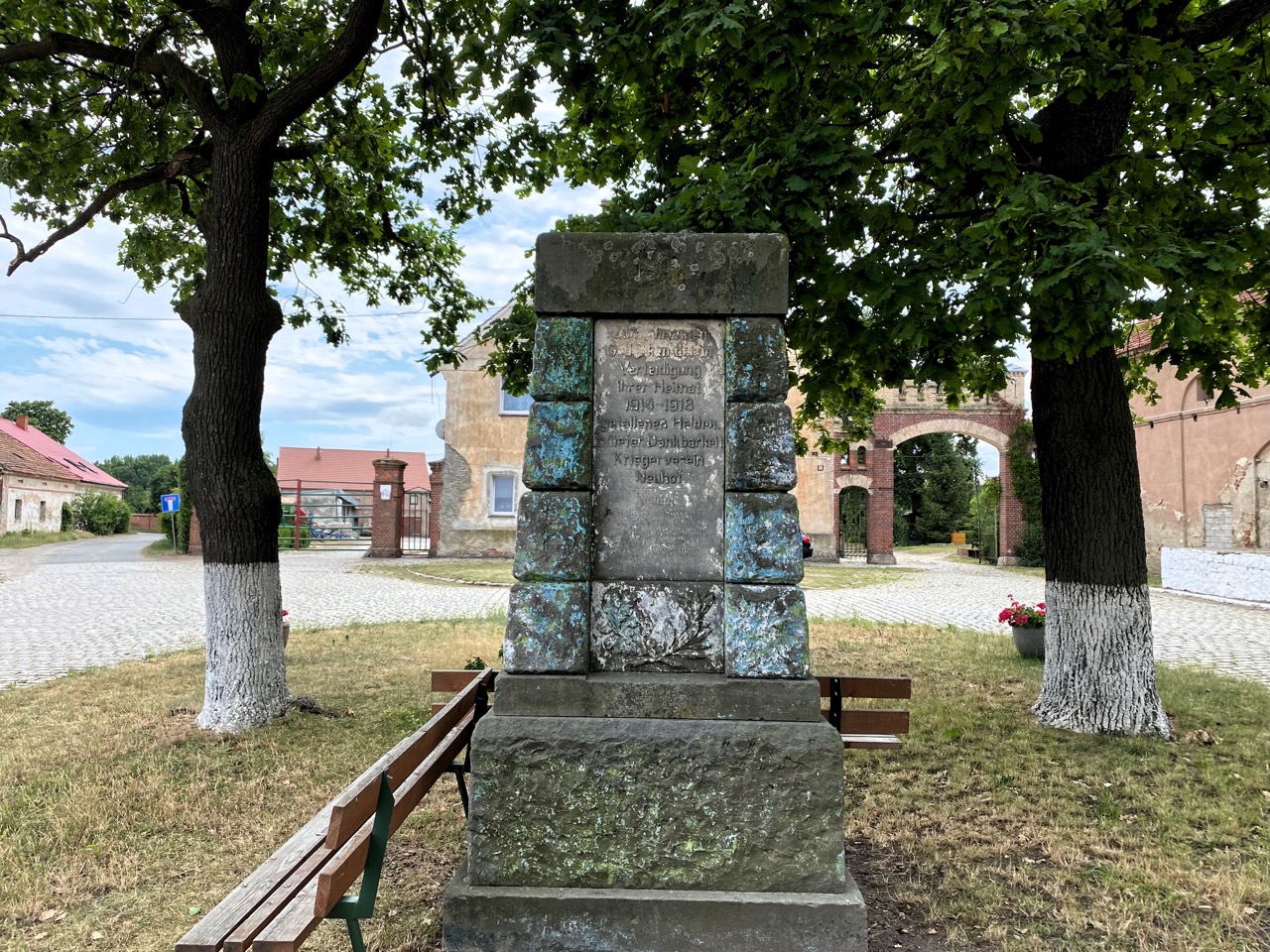 Pomnik poległym w I wojnie światowej. 