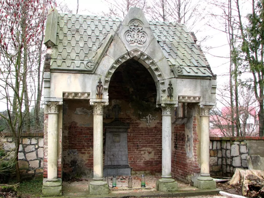 Cmentarze w Lądku Zdroju 